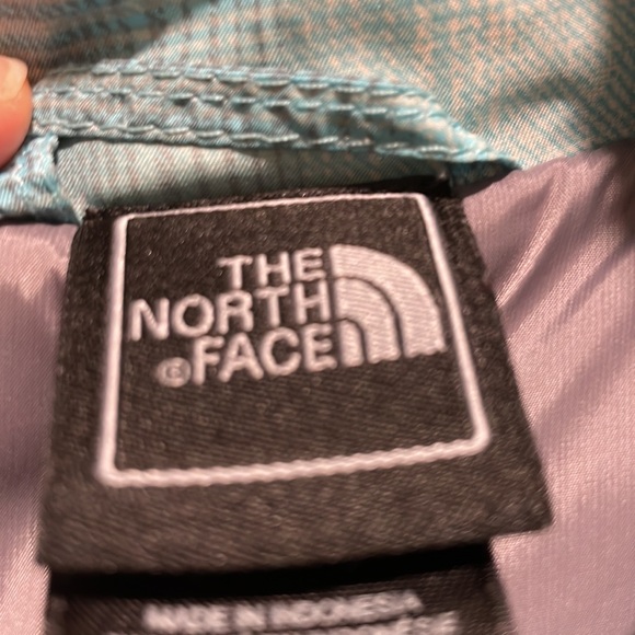 The North Face Ski Jacket - Size Girls Large (14-16) - Picture 2 of 13